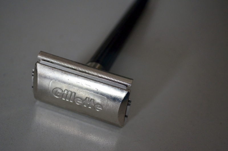 toiletteur-CIPIERES-min_single-edge-razor